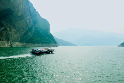 1703【动车】三峡人家、船游高峡平湖二日<景秀三峡>